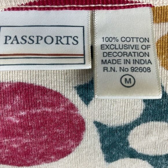Passports Long Sleeve Top Size M EUC - Picture 5 of 5